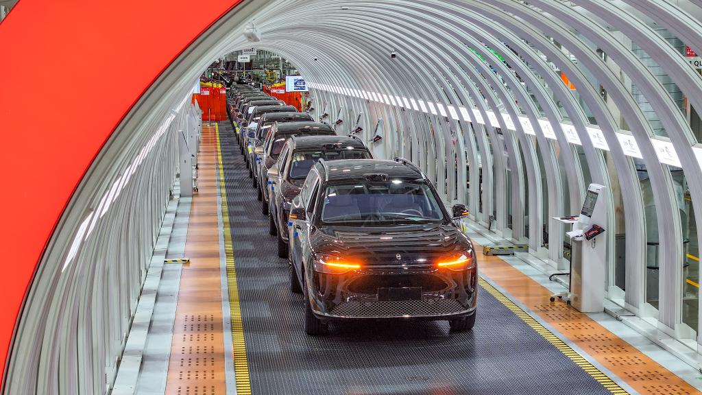 聆聽2025 聽，創新的激流——智能無人飛行器的交響